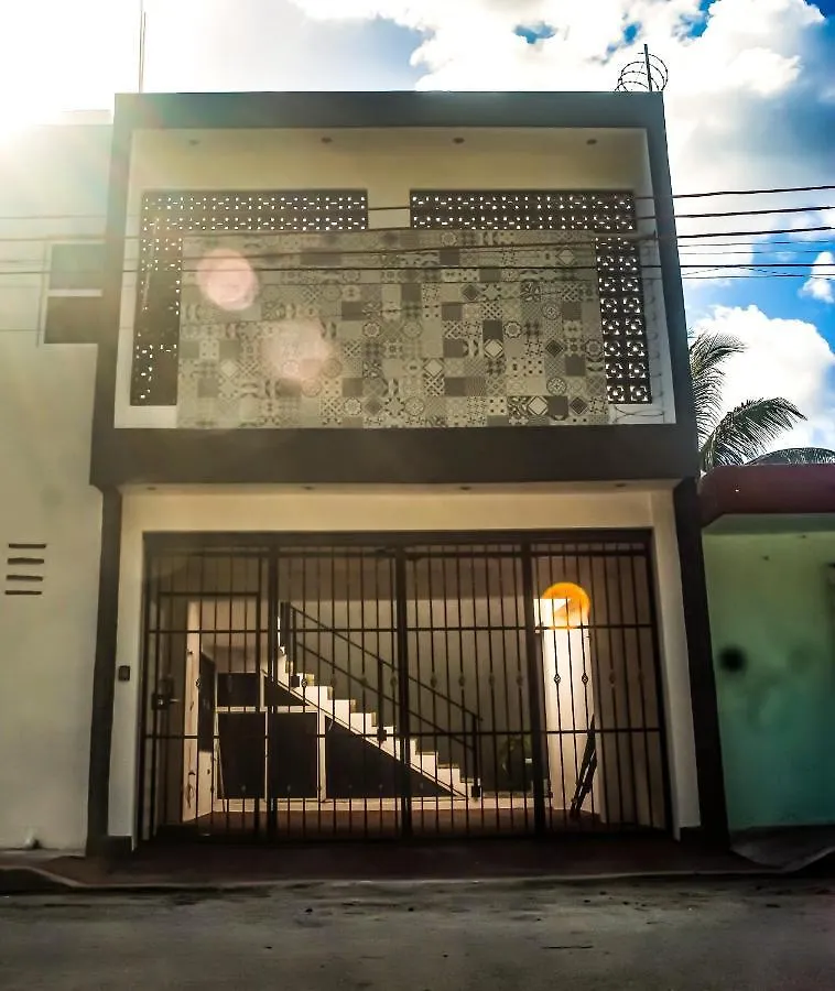 Casa Paloma Cerca De Centro Comercial Y Airport Chetumal Appartamento