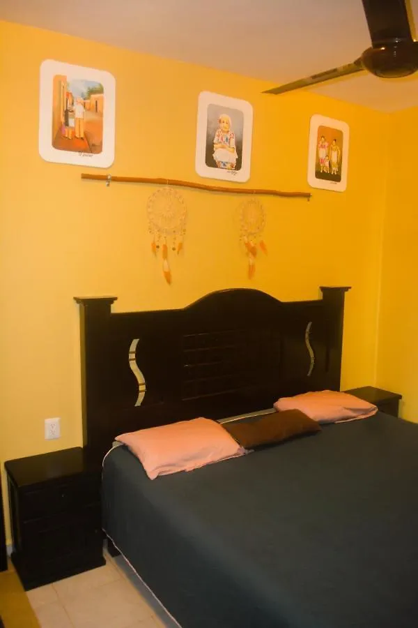 Casa Paloma Cerca De Centro Comercial Y Airport Chetumal 0*,