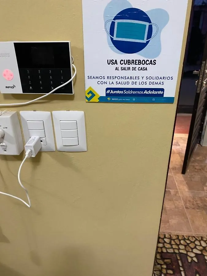 Casa Paloma Cerca De Centro Comercial Y Airport Chetumal