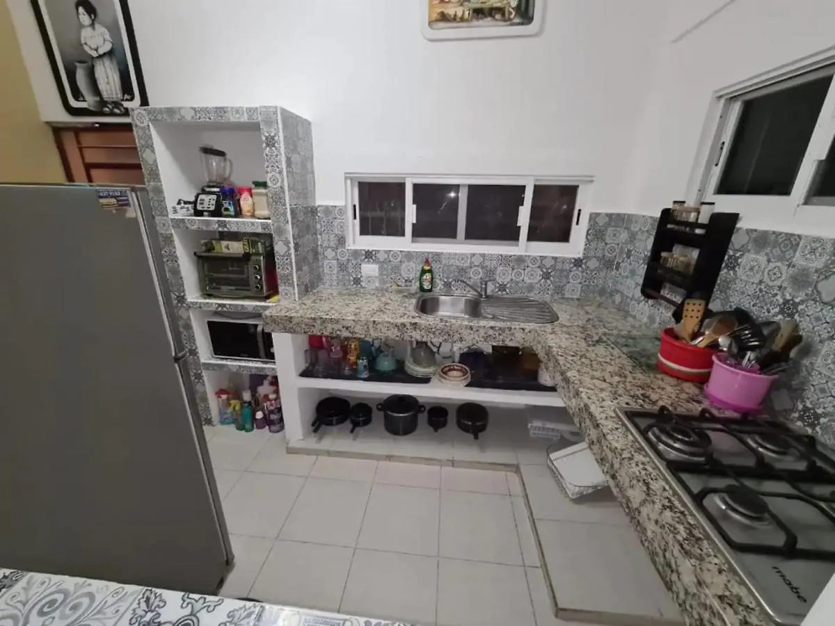 Casa Paloma Cerca De Centro Comercial Y Airport Chetumal Apartmán